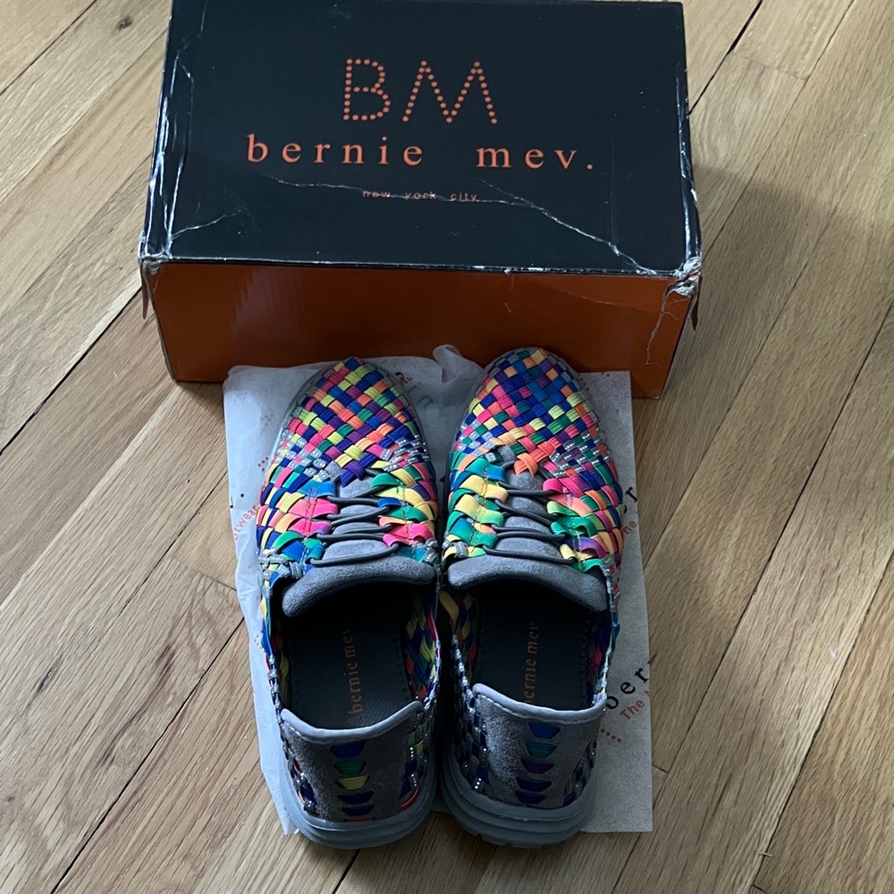 Bernie Mev Colorful Victoria Woven Slip-Ons Suze EU40=9,9.5US